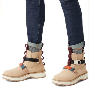 Sorel Ankle Boots in Beige and Maroon